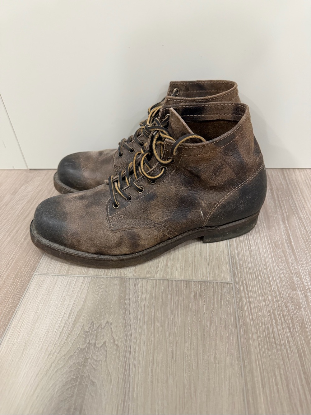 Frye Men's Distressed Brown Leather Chukka Boots